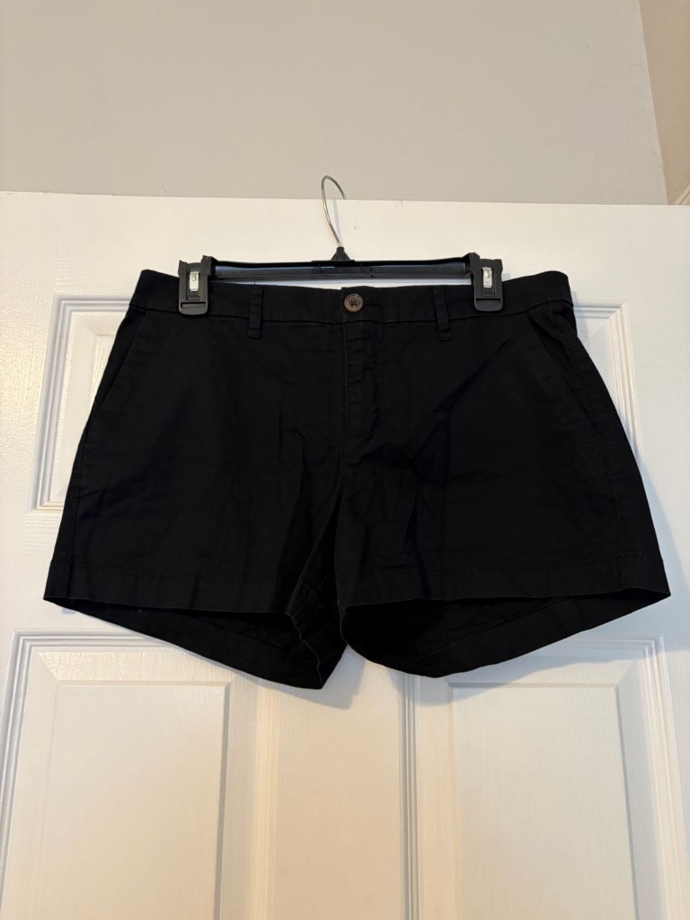 Old Navy Black Women's Bermuda Shorts